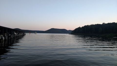 Fairfield Bay, Arkansas 006.jpg