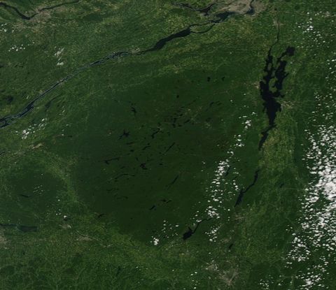 Adirondack State Park and Lake Champlain (MODIS 2017-08-27).jpg