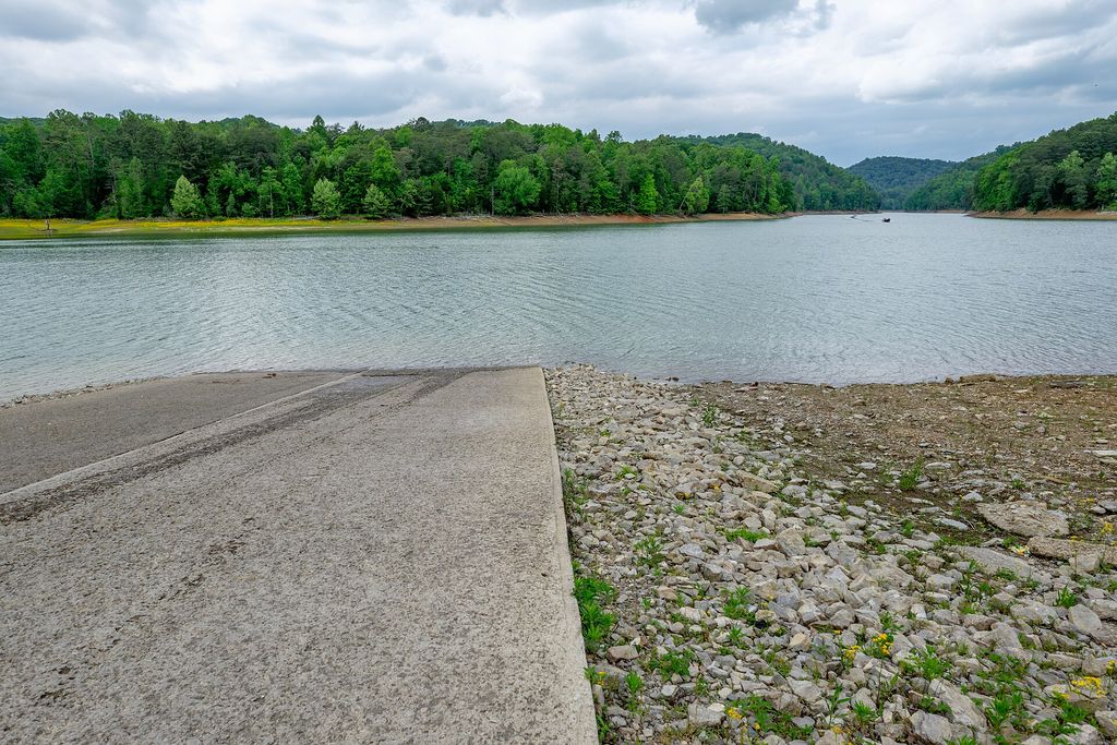 Blue Mud Boat Launch - Union County, Tennessee - May 17, 2014.jpg